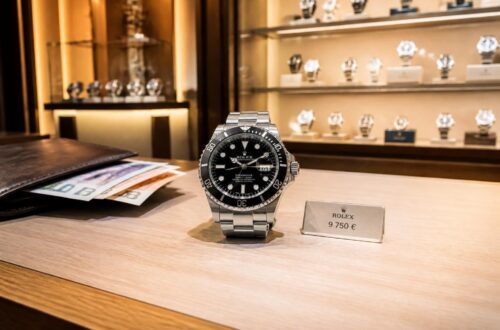 découvrez où trouver une montre rolex abordable sans compromis sur le luxe. guide des meilleures adresses pour acquérir une rolex à prix accessible.