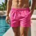 découvrez le short de bain homme ralph lauren : alliez luxe, style tendance et élégance avec des coloris rose modernes. parfait pour un look estival chic et confortable.